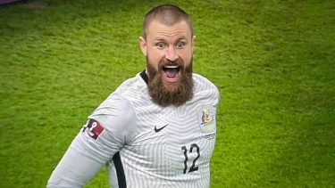 El arquero australiano fue viral luego de su actuación en la tanda de penales ante Perú.