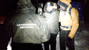 Rescataron a tres turistas extranjeros en el cerro Goye, en las afueras de Bariloche
