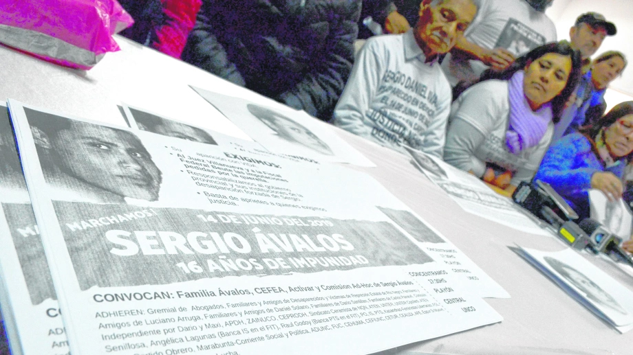 Allegados al estudiante desaparecido repudiaron que las elecciones sean el mismo dia del aniversario de la desaparición. Foto: Archivo Yamil Regules.