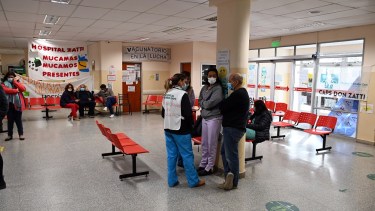 Hoy habrá asambleas en los hospitales para analizar la propuesta de levantar las medidas de fuerza. Foto: Marcelo Ochoa