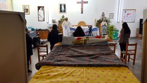 El albergue que da abrigo en las noches frías de Viedma a personas en situación de calle