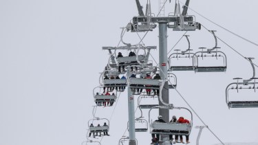 El Cerro Catedral no tiene techo: con el nuevo medio de elevación se ven estas panorámicas