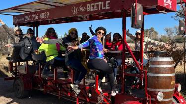 La experiencia consiste en un recorrido por los caminos del Vino y del Olivo, en Mendoza. Fotos: WineBeetle.