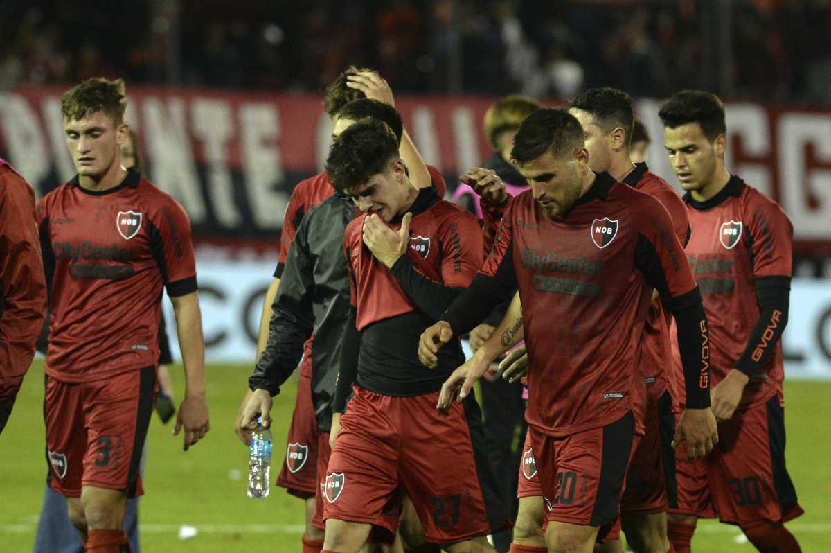 A Newell’s le empataron en la última y Central se hunde en el fondo ...