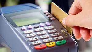 Cambios en las tarjetas de crédito: todo lo que tenés que saber para entender el DNU Javier Milei