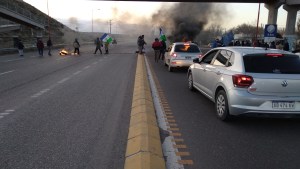 Rurales levantaron el corte en la Ruta 22 sin tener definiciones por la paritaria de poda