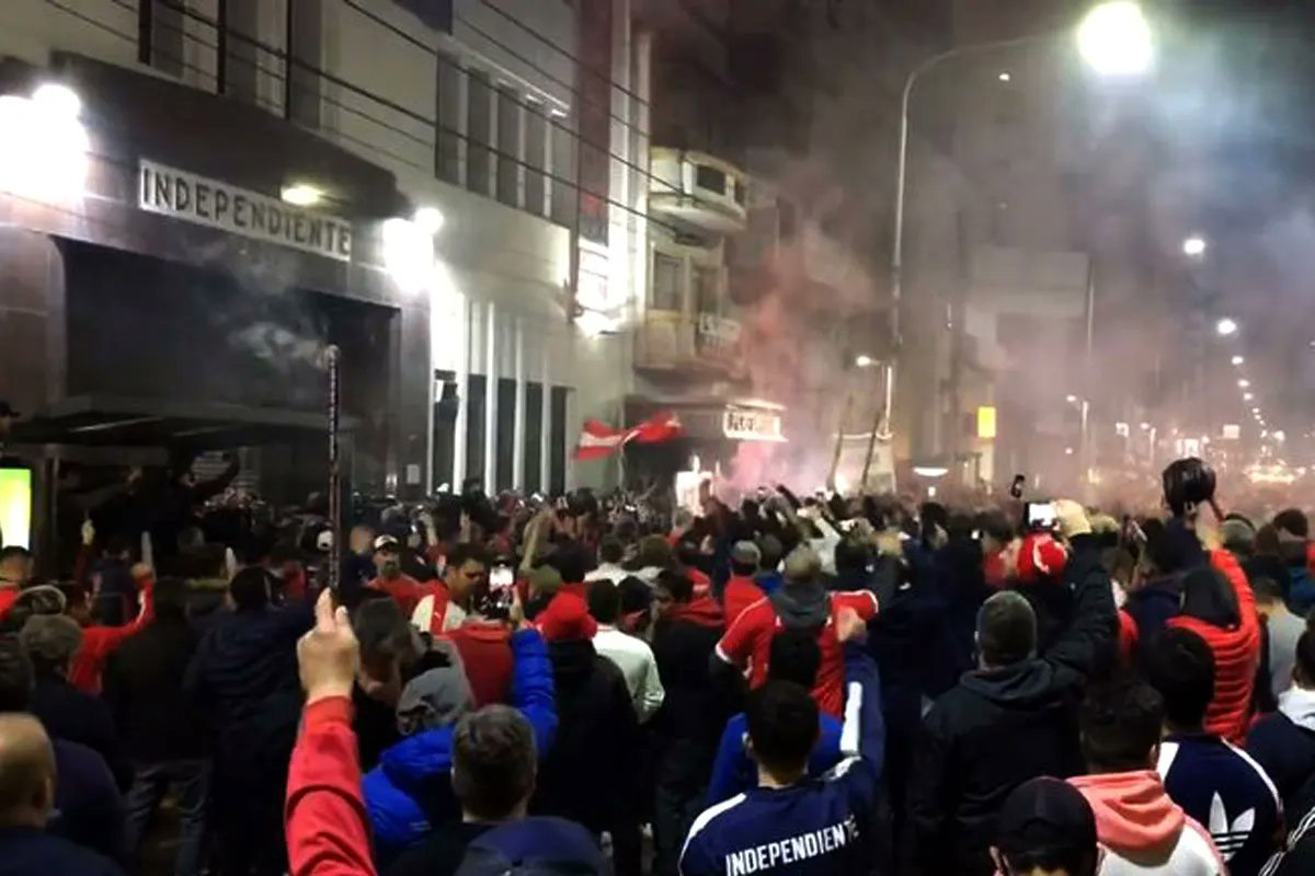 Independiente atraviesa una grave crisis deportiva e institucional. (Foto: Telam)