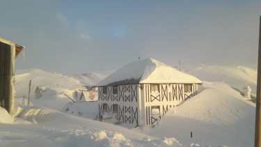 Acá vive Nico, se despejó un rato y la mañana entregó esta postal espectacular en esta maravilla de la Patagonia en la cordillera neuquina. Foto: Nico Canter.