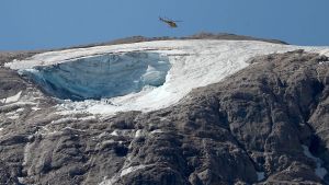 Once muertos tras el derrumbe de un glaciar en Italia