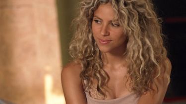 Shakira estaría vinculada a un colega, con el que trabajó hace algunos años.-