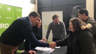 El programa busca promover y acompañar la regularización dominial de tierras fiscales. Foto: Gentileza. 