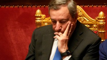 Mario Draghi realizó un efusivo discurso en el Senado en busca del "voto de confianza". (AP Photo/Gregorio Borgia)