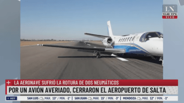 El avión de Río en el aeropuerto de Salta. Foto: captura 