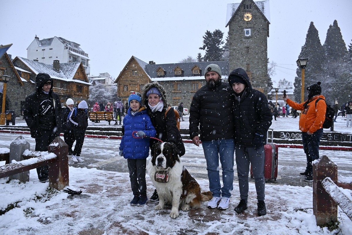 En Bariloche se espera la semana pico de turistas con más del 90% de ocupación hotelera. Foto: Chino Leiva