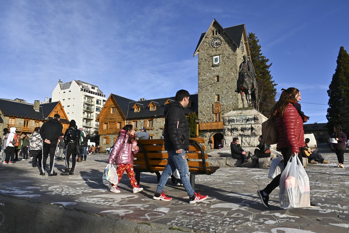 Los turistas siempre eligen Bariloche. El Previaje 3 busca incentivar el turismo en temporada baja. Foto: Chino Leiva