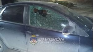 Los quisieron detener por tirar piedras a los autos en la Ruta 7, pero los vecinos los defendieron