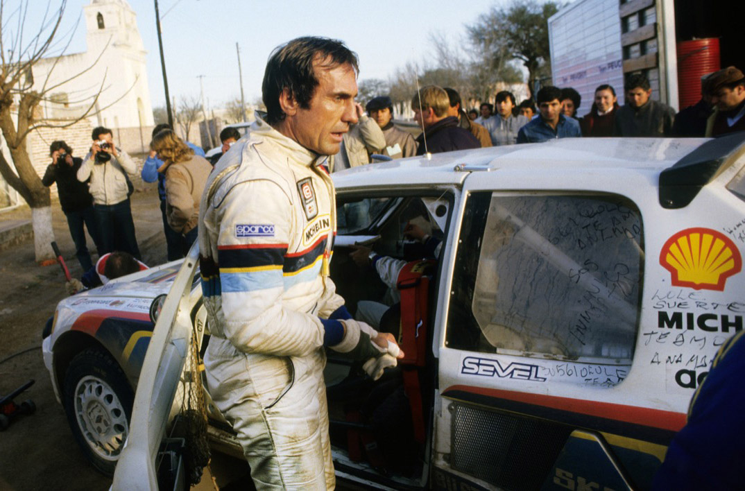 Carlos Reutemann, en una de las competencias de las que participó en Argentina. 