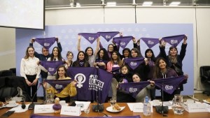 Dos proyectos de ley para que la violencia digital sea considerada un delito