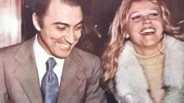 Cacho Fontana y Liliana Caldini tuvieron dos hijas y, a pesar de separarse, siguieron siendo familia.-