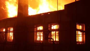 El incendio se produjo el domingo por la mañana. Analizan si no fue intencional