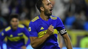 Tras ser presentado en el Gijón, Izquierdoz se despidió de Boca con una extensa carta