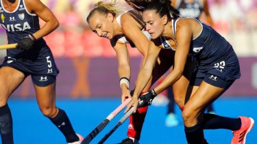 El combinado nacional sacó adelante un duro encuentro ante las inglesas y se metieron en las semifinales.