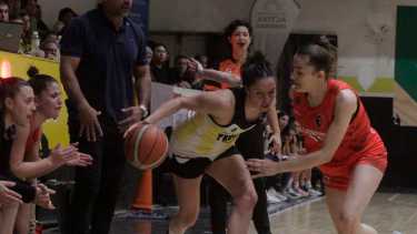 Guadalupe Soto es una de las referentes del básquet neuquino y hoy disfruta del gran presente del Deca. (Foto: Oscar Livera)