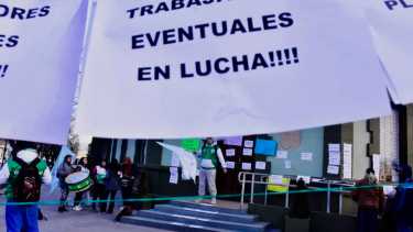 Trabajadores eventuales reclaman el pase a planta permanente. Foto: archivo Yamil Regules.
