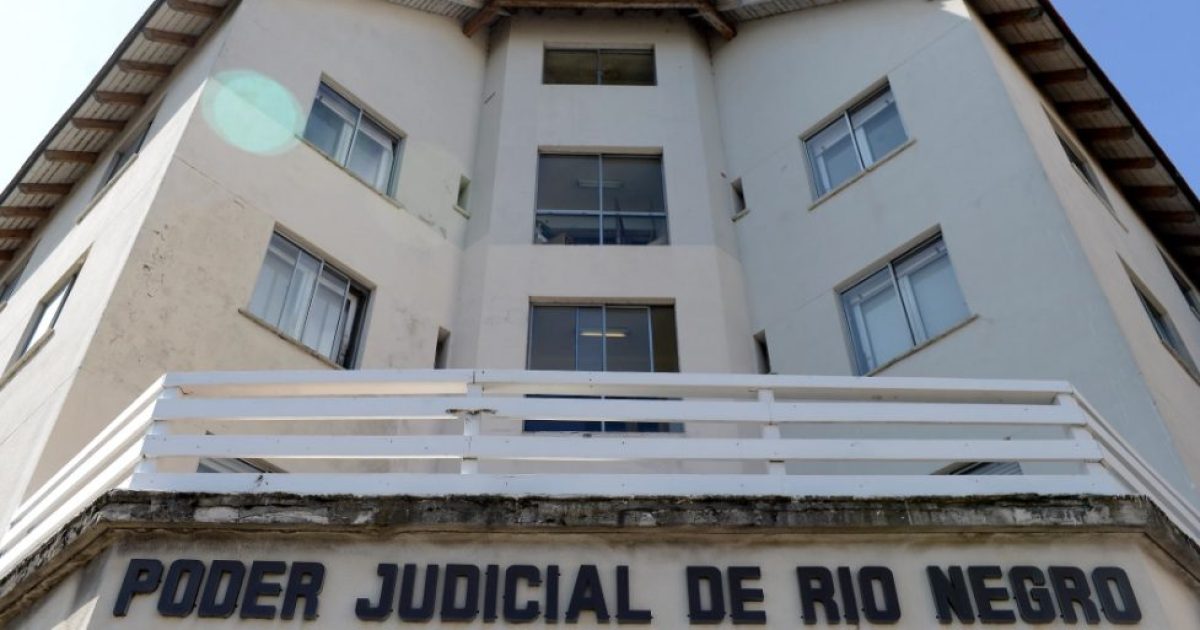 Extienden la prisión preventiva del policía Emerson Marín acusado de femicidio