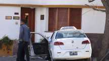 Imagen de Impactante choque: un taxi terminó contra un estudio jurídico en Roca