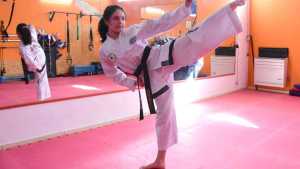 Infiltrada, la roquense Luján Solorza se consagró campeona mundial de taekwondo