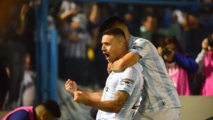 Atlético Tucumán derrotó a Newell&#8217;s y es más líder que nunca de la Liga Profesional