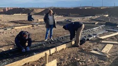 La intendente Mabel Yahuar recorrió la obra para constatar el grado de avance.  Foto: Gentileza. 