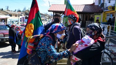 Estereotipación. Se ejerce sobre la comunidad mapuche al instaurar cómo debe vivir o vestir