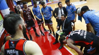 Guillermo Bogliacino ya cuenta con 10 jugadores para la próxima temporada. Foto: Pablo Leguizamon.