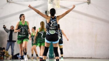 Centenario se consagró campeón del Integración por primera vez en su historia. (Foto: Matías Subat / Aguante Neuquén)