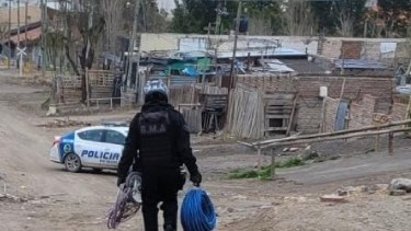 Robaron en La Reginense y la policía atrapó a los ladrones
