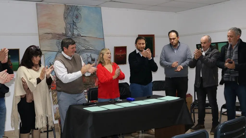 La firma reunió al ministro Núñez con la conducción de Unter. Foto: gentileza.