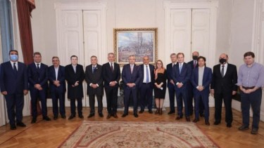 En el encuentro participaron los gobernadores Axel Kicillof, Gildo Insfrán, Omar Perotti, Gustavo Bordet, Mariano Arcioni, Sergio Ziliotto, Alicia Kirchner, Gustavo Melella, Ricardo Quintela, Raúl Jalil, Gerardo Zamora y Sergio Uñac.