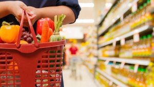 Los alimentos motorizan la inflación de julio, que ya se estima en el 7%