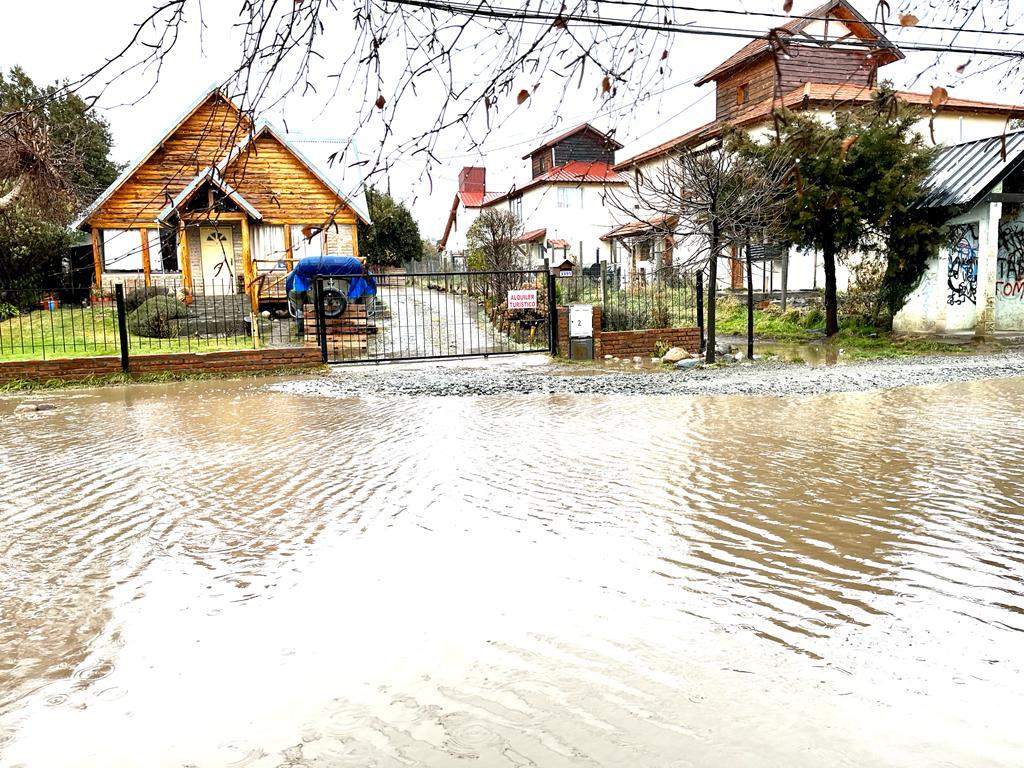 Dos calles del barrio Las Victorias se ven afectadas ante cada lluvia. Foto: gentileza