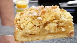 Tarta granulada o streusel de manzanas: la receta alemana