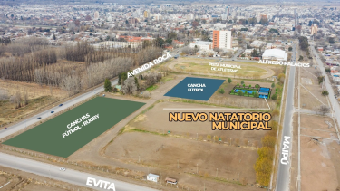 La pileta tendrá un sistema de climatización de agua, con accesibilidad e instalaciones adecuadas para personas con movilidad reducida.