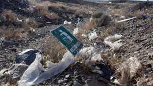 Basura fuera de control en un nuevo sector de Neuquén: calculan sanciones millonarias