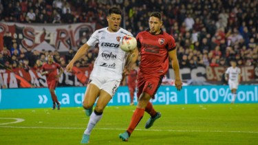 Newell's no pudo con Patronato y ahora comparte liderazgo con Gimnasia, luego de seis fechas en la Liga. 