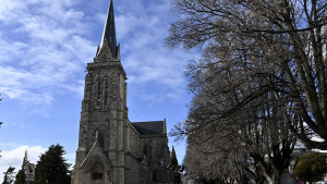 Vuelven a impulsar que se declare monumento histórico nacional a la Catedral de Bariloche