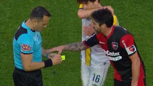 El gol insólito que erró Pablo Pérez y la emoción de Alejo Veliz tras el gol en el clásico rosarino