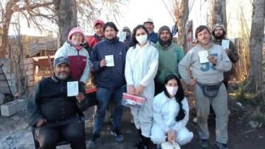 Personal de Salud realizó una recorrida por la zona de chacras de San Javier. Foto: gentileza.