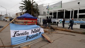 La gobernadora negó que exista un conflicto policial en Río Negro