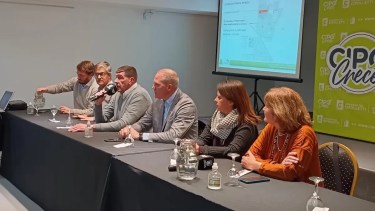 La apertura de las licitaciones se realizó en Cipolletti. Foto: gentileza.